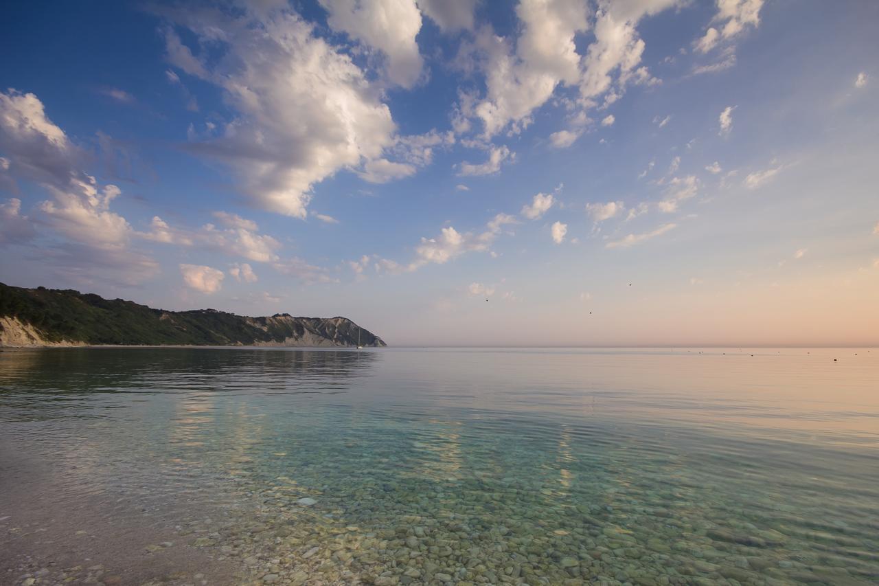Seebay Hotel Ancona Exterior photo